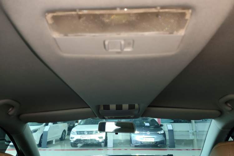 Used Skoda Octavia 2013 2.0L Automatic Yijie Edition Headliner