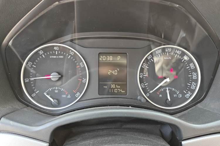 Used Skoda Octavia 2013 1.6L Automatic Yijun Edition Instrument Cluster