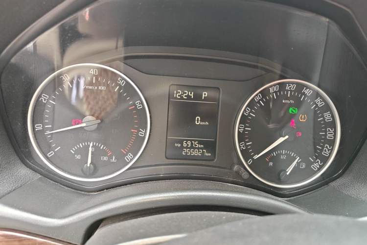 Used Skoda Octavia 2013 1.6L Automatic Yijun Edition Instrument Cluster