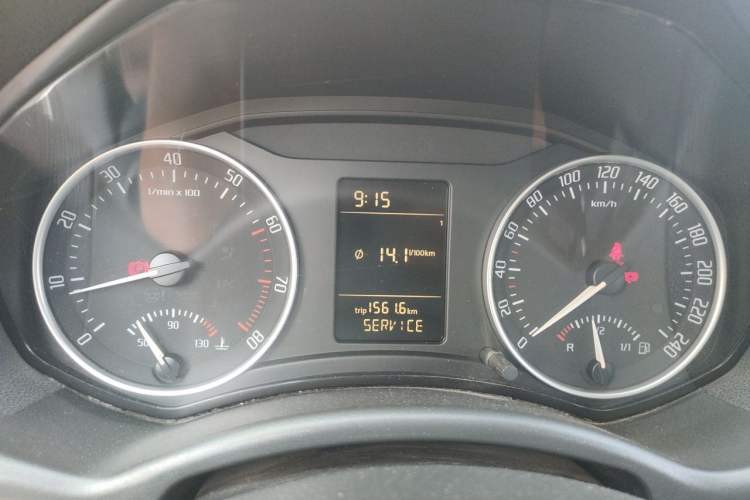 Used Skoda Octavia 2013 1.6L Manual Yijie Edition Instrument Cluster