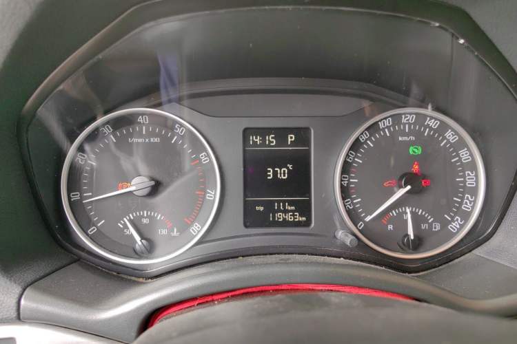 Used Skoda Octavia 2013 1.6L Automatic Yijie Edition Instrument Cluster