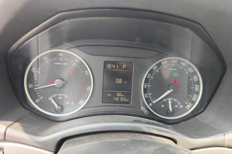 Used Skoda Octavia 2013 1.6L Automatic Elegance Edition Instrument Cluster