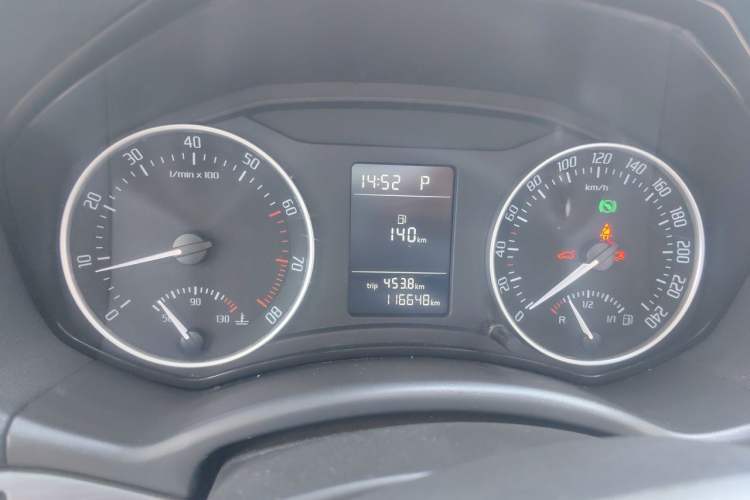 Used Skoda Octavia 2013 1.6L Automatic Yijun Edition Instrument Cluster
