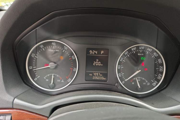 Used Skoda Octavia 2013 1.6L Automatic Yijun Edition Instrument Cluster