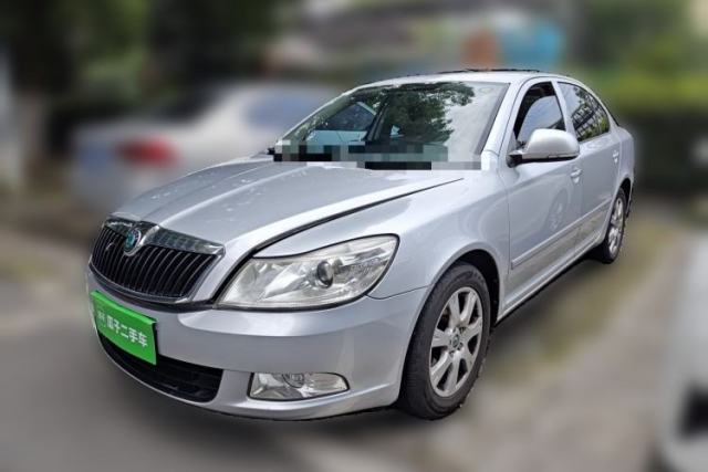 Ojetý Skoda Octavia 2013 2.0L Manual Yijie Version