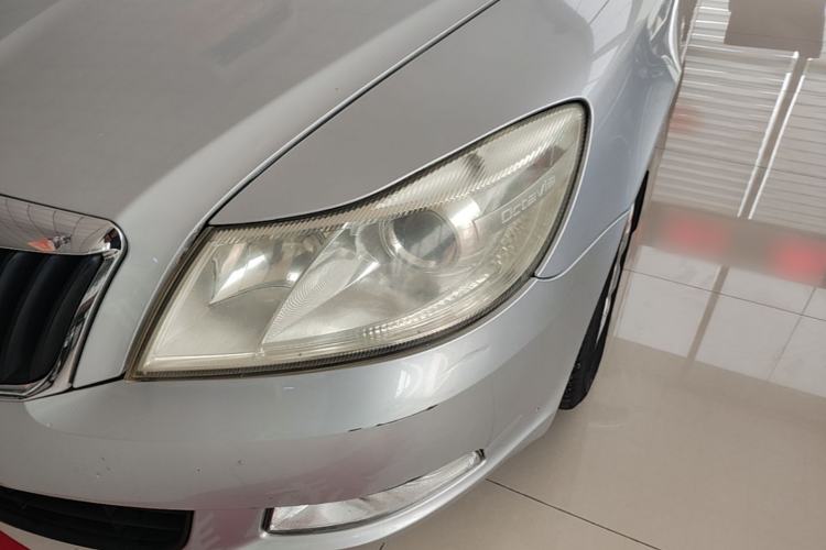 Used Skoda Octavia 2013 2.0L Automatic Yijie Edition Left Front Headlight