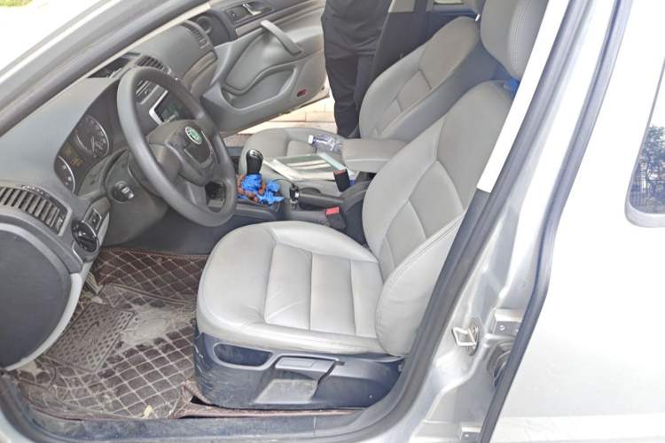 Used Skoda Octavia 2013 1.6L Manual Yijun Edition Left Front Seat