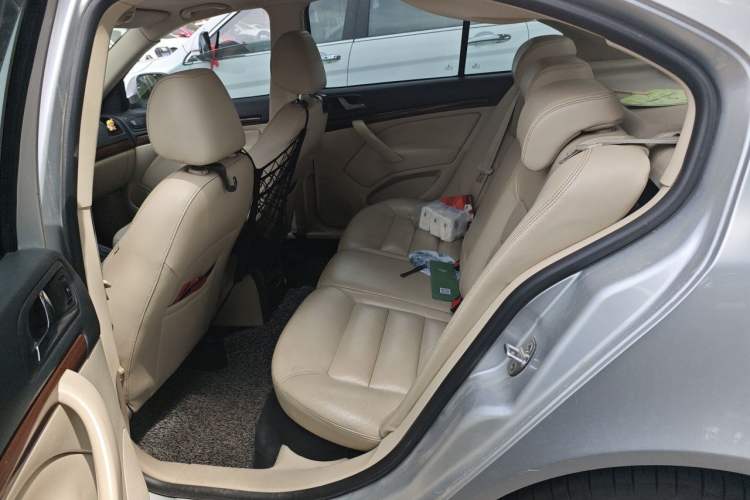 Used Skoda Octavia 2013 1.6L Automatic Yijun Edition Left Rear Seat