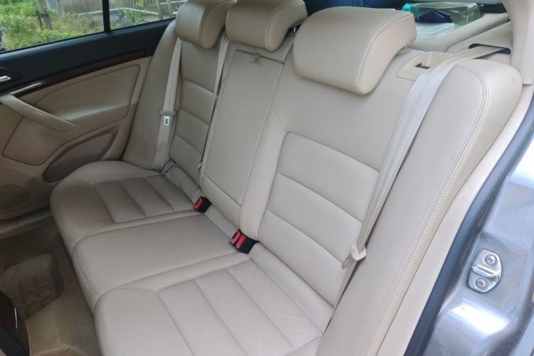 Used Skoda Octavia 2013 1.6L Automatic Yijun Edition Left Rear Seat