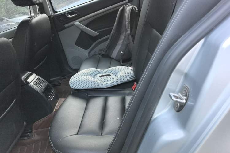 Used Skoda Octavia 2013 1.6L Automatic Yijie Edition Left Rear Seat