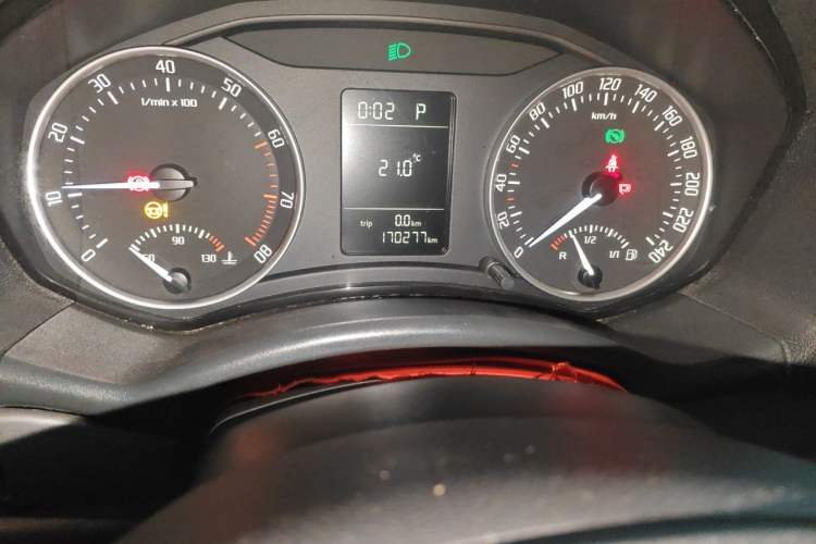 Used Skoda Octavia 2013 2.0L Automatic Yijie Edition Odometer Close Up