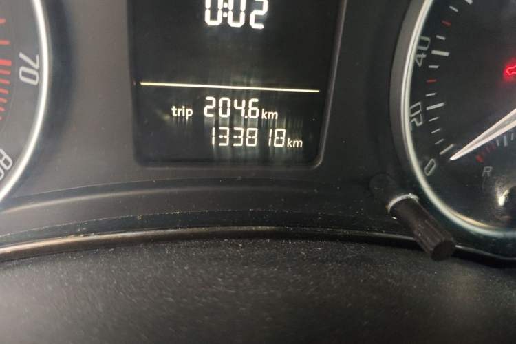Used Skoda Octavia 2013 1.6L Automatic Yijun Edition Odometer Close Up