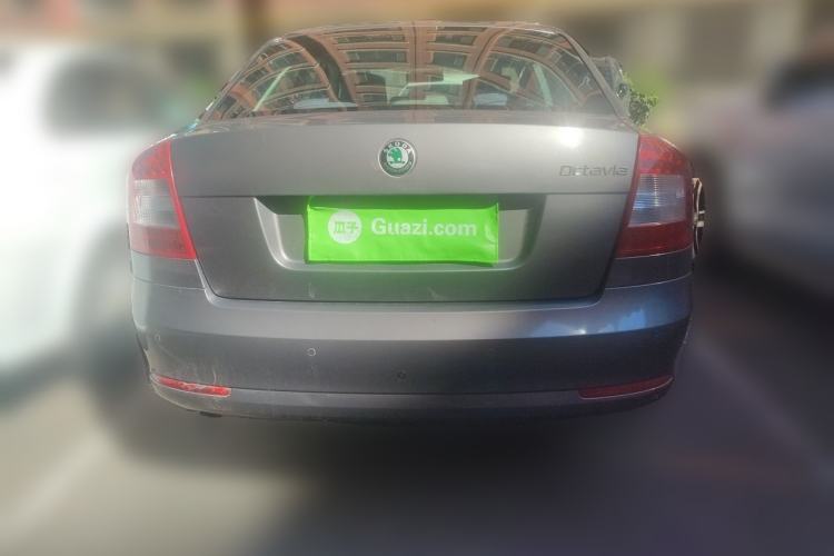 Used Skoda Octavia 2013 1.6L Automatic Yijie Edition Rear