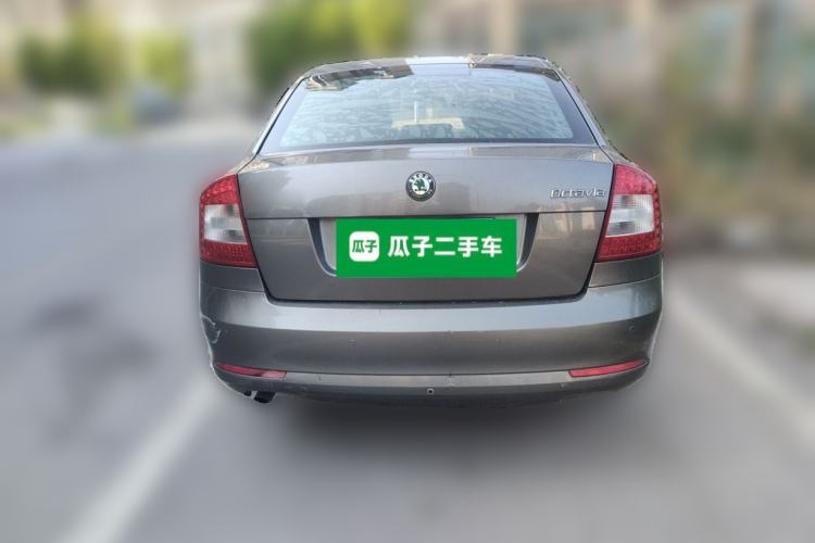 Used Skoda Octavia 2013 1.6L Manual Yijie Edition Rear