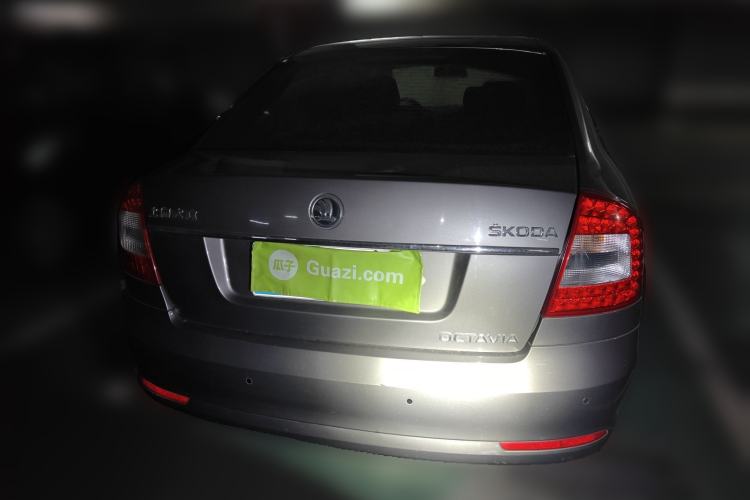 Used Skoda Octavia 2013 1.6L Automatic Yijie Edition Rear