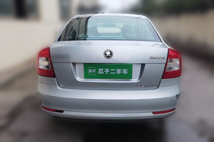 Used Skoda Octavia 2013 1.6L Manual Yijie Edition Rear