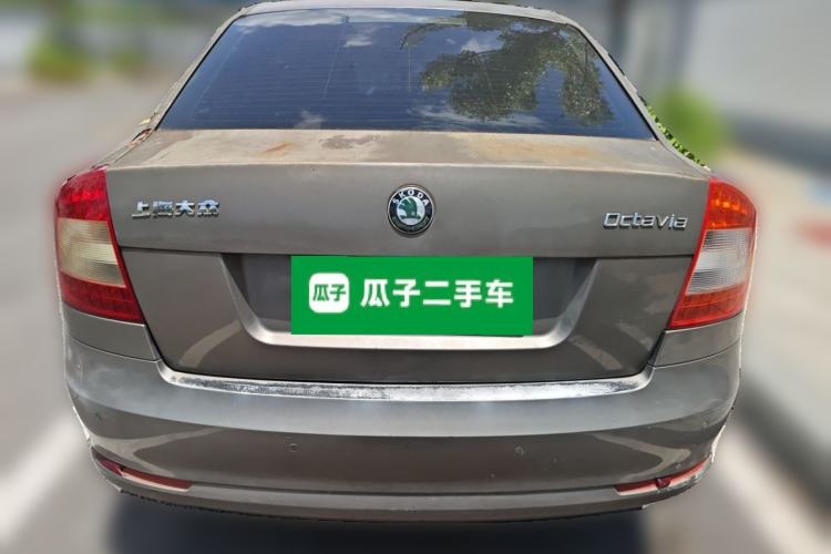 Used Skoda Octavia 2013 1.6L Automatic Yijun Edition Rear