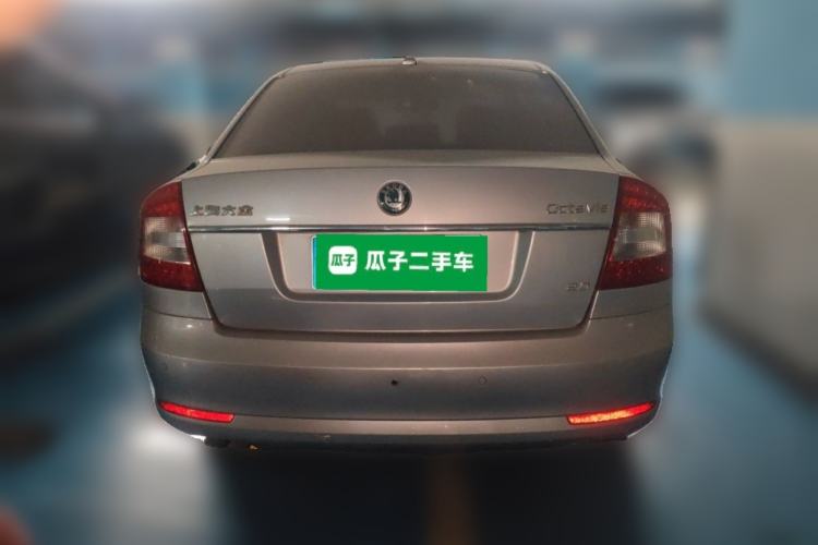 Used Skoda Octavia 2013 2.0L Automatic Yijie Edition Rear