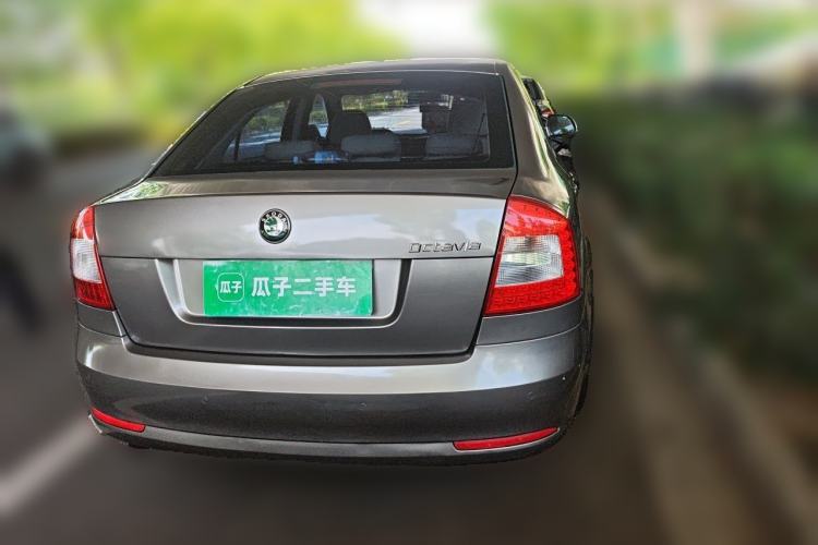 Used Skoda Octavia 2013 1.6L Automatic Yijie Edition Rear