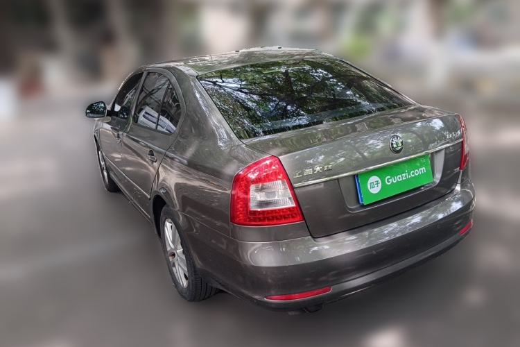 Used Skoda Octavia 2013 1.4TSI Manual Yijun Edition Rear Left 45 Deg