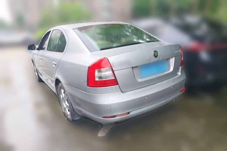 Used Skoda Octavia 2013 1.6L Manual Eado Edition Rear Left 45 Deg
