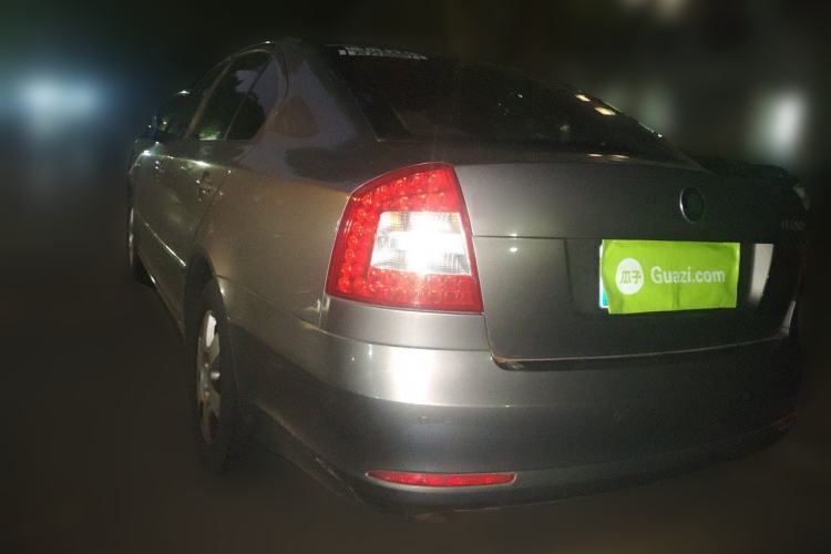 Used Skoda Octavia 2013 1.6L Automatic Yijun Edition Rear Left 45 Deg