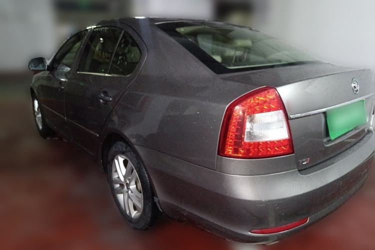 Used Skoda Octavia 2013 1.4TSI DSG Yijun Edition Rear Left 45 Deg