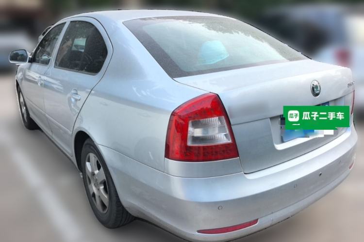Used Skoda Octavia 2013 1.6L Automatic Yijie Edition Rear Left 45 Deg