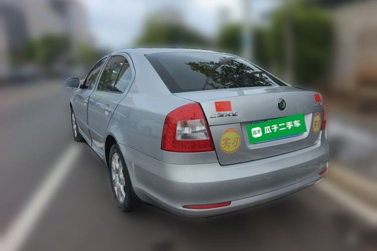 Used Skoda Octavia 2013 1.6L Automatic Yijie Edition Rear Left 45 Deg