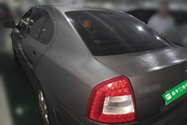 Used Skoda Octavia 2013 1.6L Automatic Yijie Edition Rear Left 45 Deg
