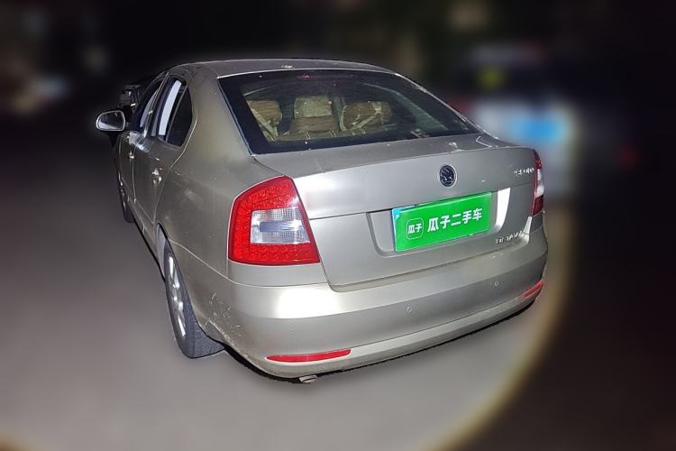 Used Skoda Octavia 2013 1.6L Automatic Yijie Edition Rear Left 45 Deg