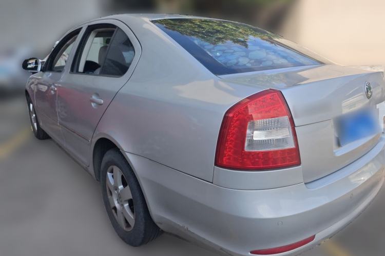 Used Skoda Octavia 2013 1.6L Automatic Yijun Edition Rear Left 45 Deg