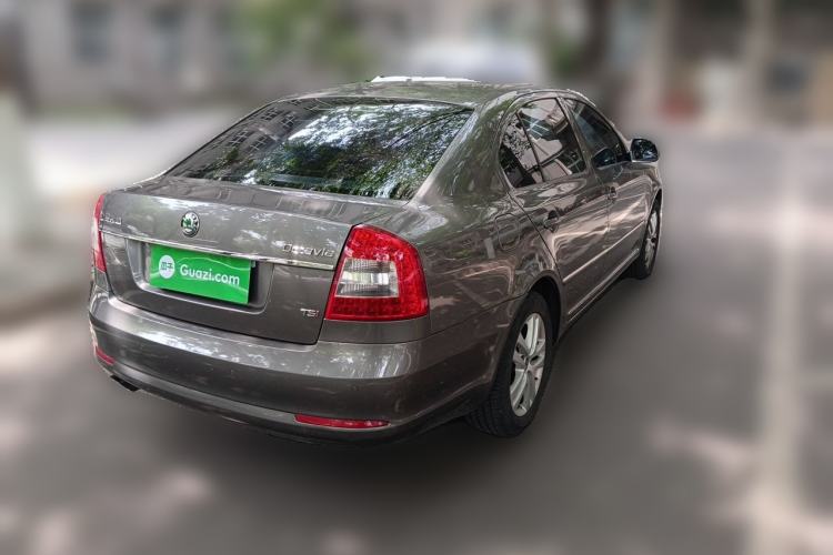 Used Skoda Octavia 2013 1.4TSI Manual Yijun Edition Rear Right 45 Deg