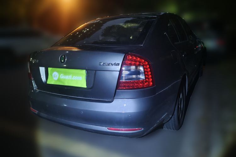 Used Skoda Octavia 2013 1.6L Automatic Yijun Edition Rear Right 45 Deg