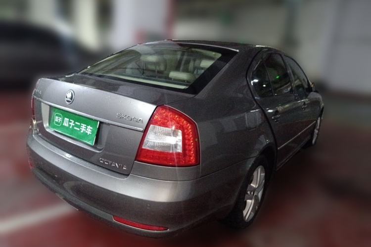 Used Skoda Octavia 2013 1.4TSI DSG Yijun Edition Rear Right 45 Deg