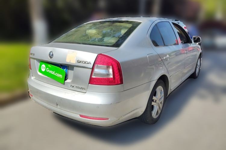 Used Skoda Octavia 2013 1.6L Manual Yijun Edition Rear Right 45 Deg