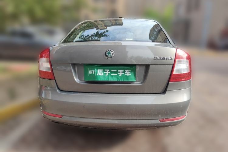 Used Skoda Octavia 2013 1.6L Manual Yijie Edition Rear