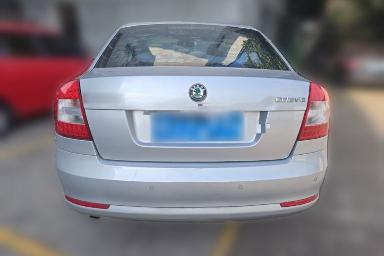 Used Skoda Octavia 2013 1.6L Automatic Yijun Edition Rear