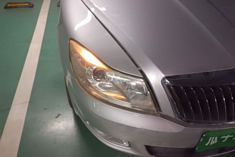 Used Skoda Octavia 2013 1.4TSI DSG Yijun Edition Right Front Headlight