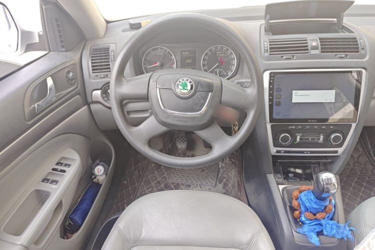 Used Skoda Octavia 2013 1.6L Manual Yijun Edition Steering Wheel