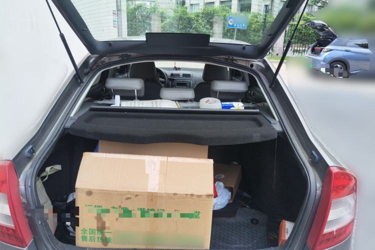 Used Skoda Octavia 2013 1.6L Automatic Yijun Edition Trunk