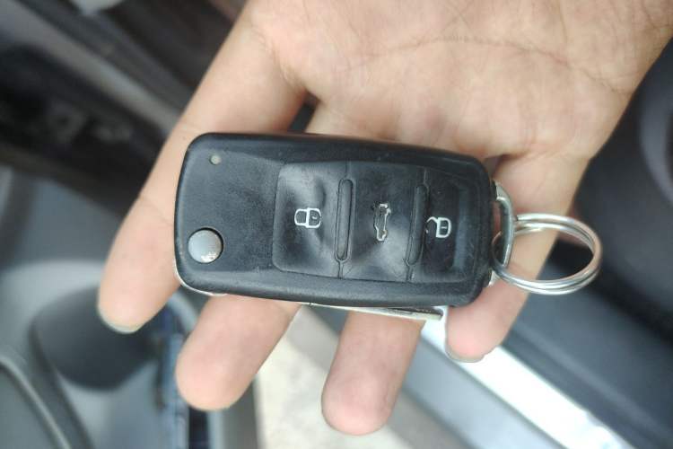 Used Skoda Octavia 2013 1.6L Manual Yijie Edition Vehicle Key