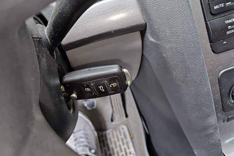 Used Skoda Octavia 2013 2.0L Manual Yijie Version Vehicle Key
