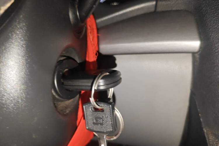Used Skoda Octavia 2013 2.0L Automatic Yijie Edition Vehicle Key