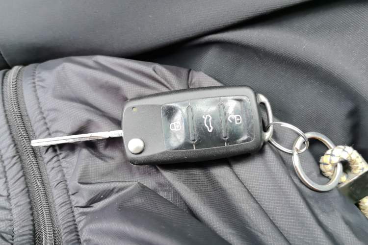 Used Skoda Octavia 2013 1.6L Manual Yijun Edition Vehicle Key