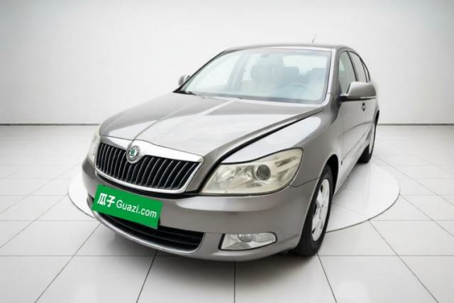 Skoda Octavia 2013 1.6L Automatic Yijun Edition usado