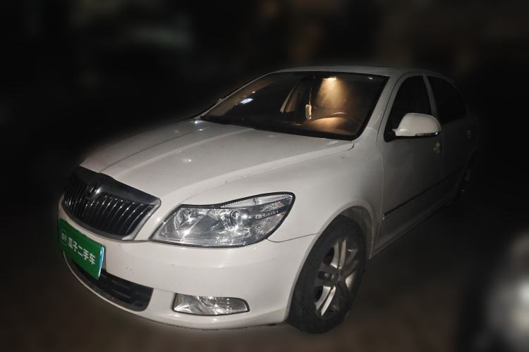 Used Skoda Octavia 2013 1.6L Automatic Yijun Edition Guazi used car, China used car export, Used car for sale, Used cars, Cheapest cars for sale