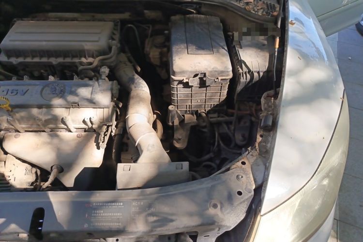 Used Skoda Octavia 2013 1.6L Automatic Yijie Edition Engine Bay Left