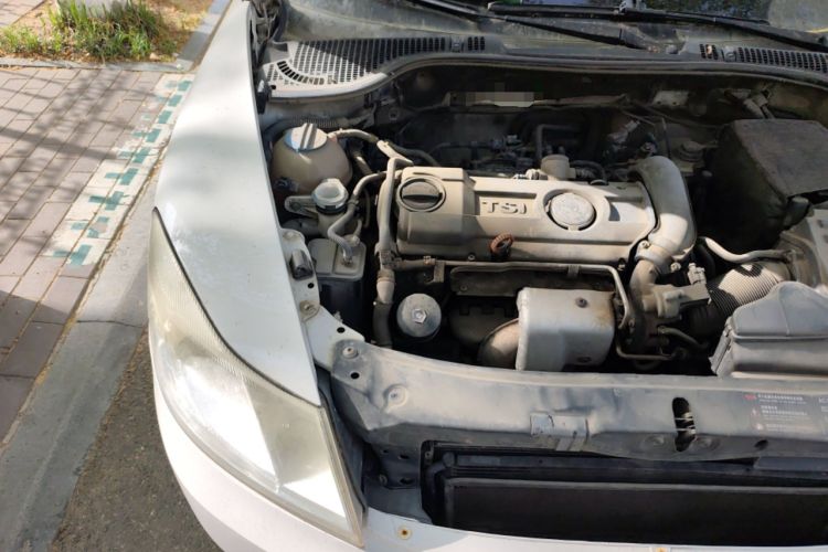 Used Skoda Octavia 2013 1.4TSI DSG Yijun Edition Engine Bay Right