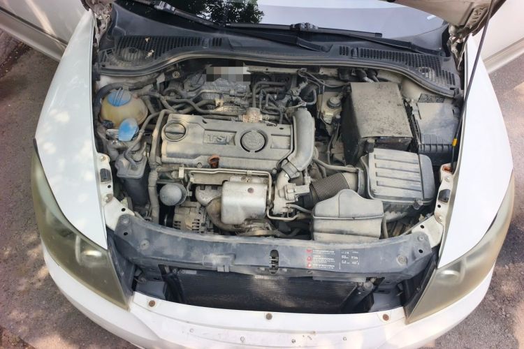 Used Skoda Octavia 2013 1.4 TSI GreenLine2 Engine Bay